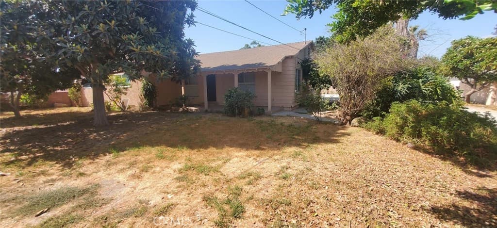 Home at 12440 Elliott, El Monte — photo 1 of 12
