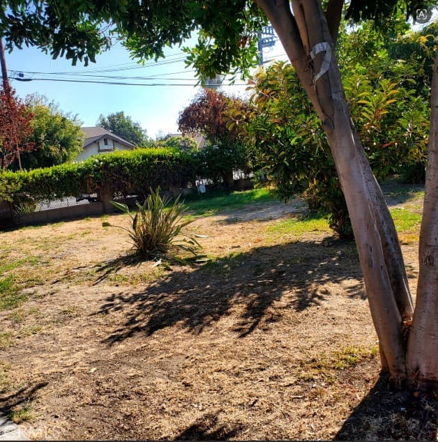 Home at 12440 Elliott, El Monte — photo 2 of 12