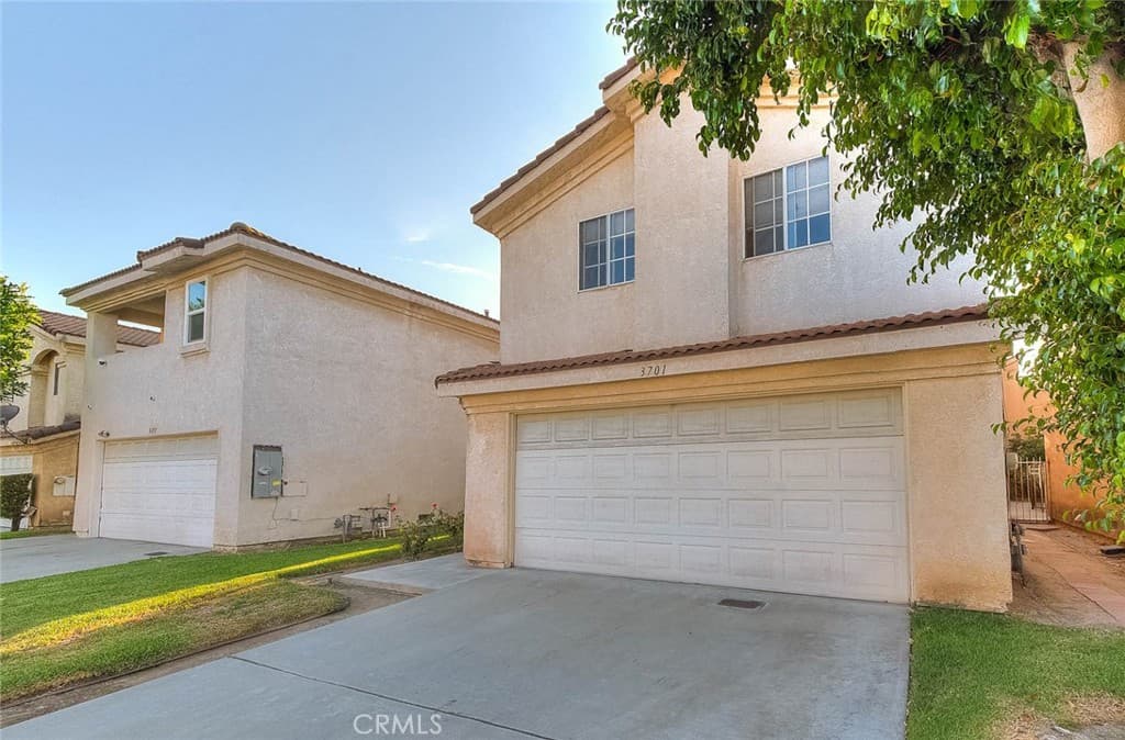 Home at 3701 Summer Lane, Baldwin Park — photo 2 of 12