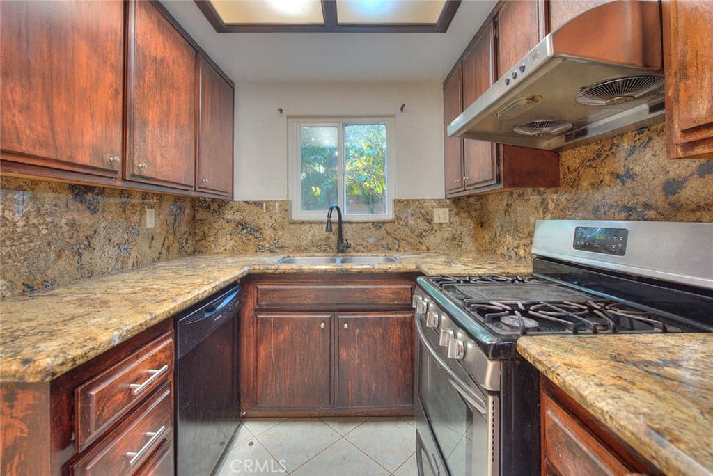 Home at 3701 Summer Lane, Baldwin Park — photo 12 of 12