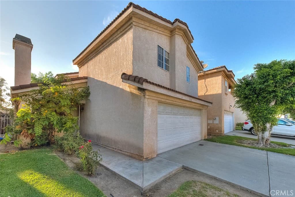 Home at 3701 Summer Lane, Baldwin Park — photo 3 of 12