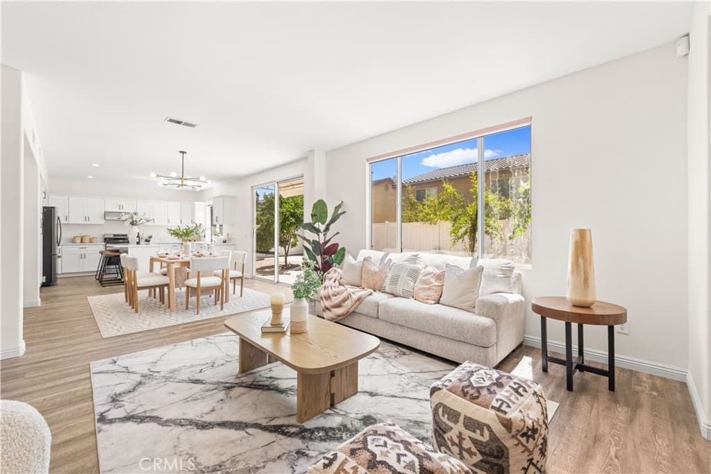 Home at 980 Jerez, Azusa — photo 9 of 12