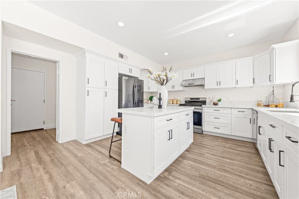 Home at 980 Jerez, Azusa — photo 10 of 12