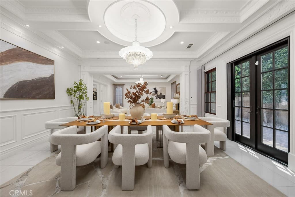 Home at 325 W Las Flores Avenue, Arcadia — photo 10 of 12
