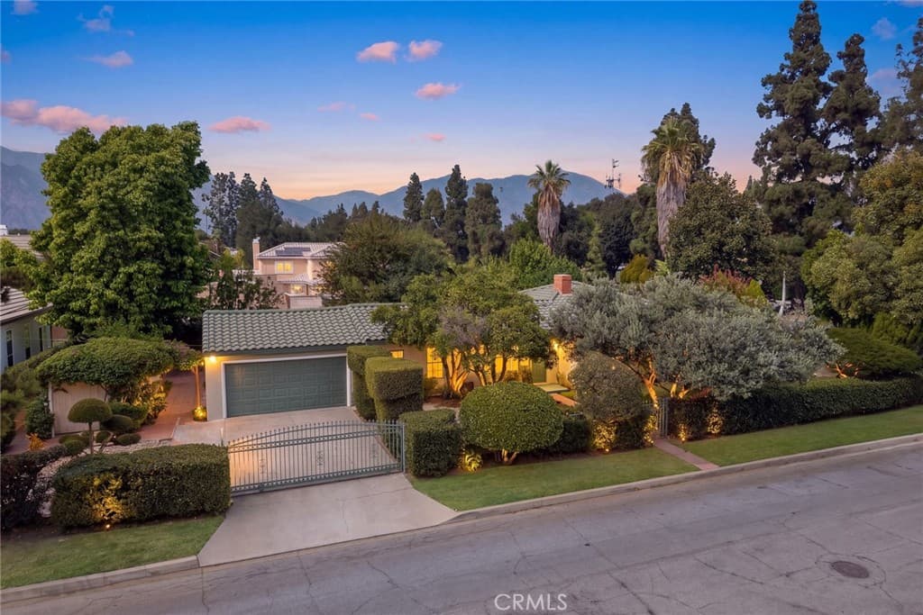 Home at 1425 S Santa Anita, Arcadia — photo 3 of 6