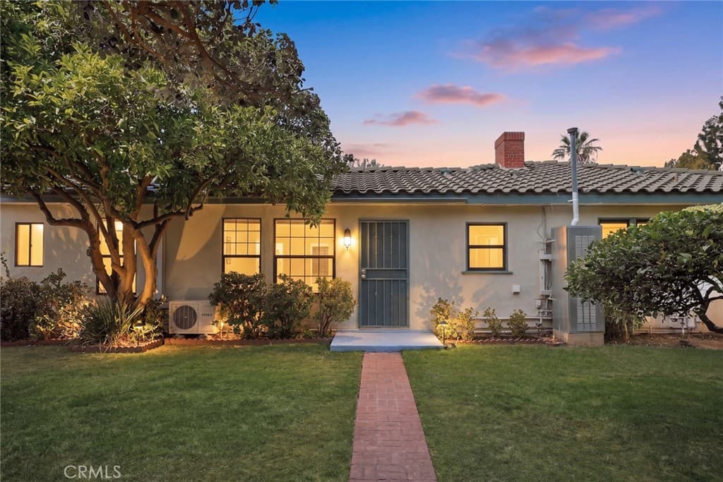Home at 1425 S Santa Anita, Arcadia — photo 4 of 6