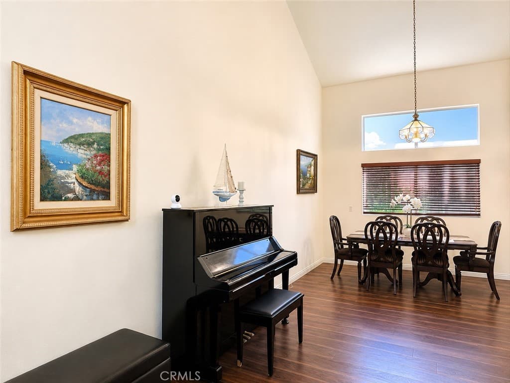 Home at 430 W Walnut, Monrovia — photo 5 of 12