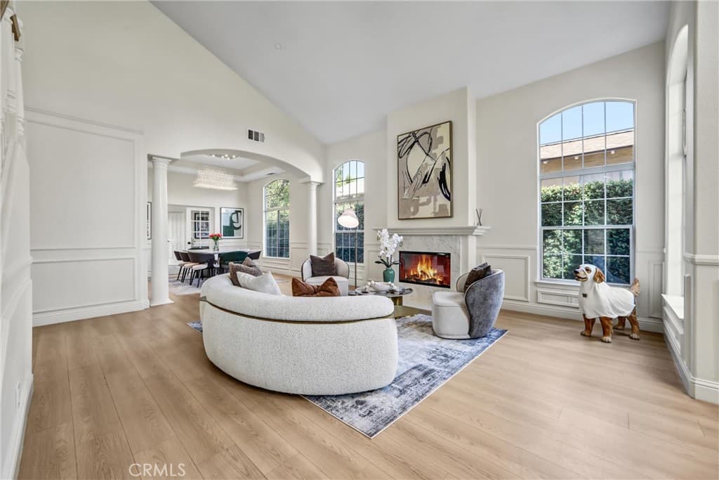 Home at 315 San Antonio, Arcadia — photo 4 of 12