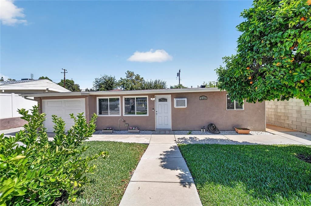 Home at 226 N Hambledon Avenue, La Puente — photo 2 of 12
