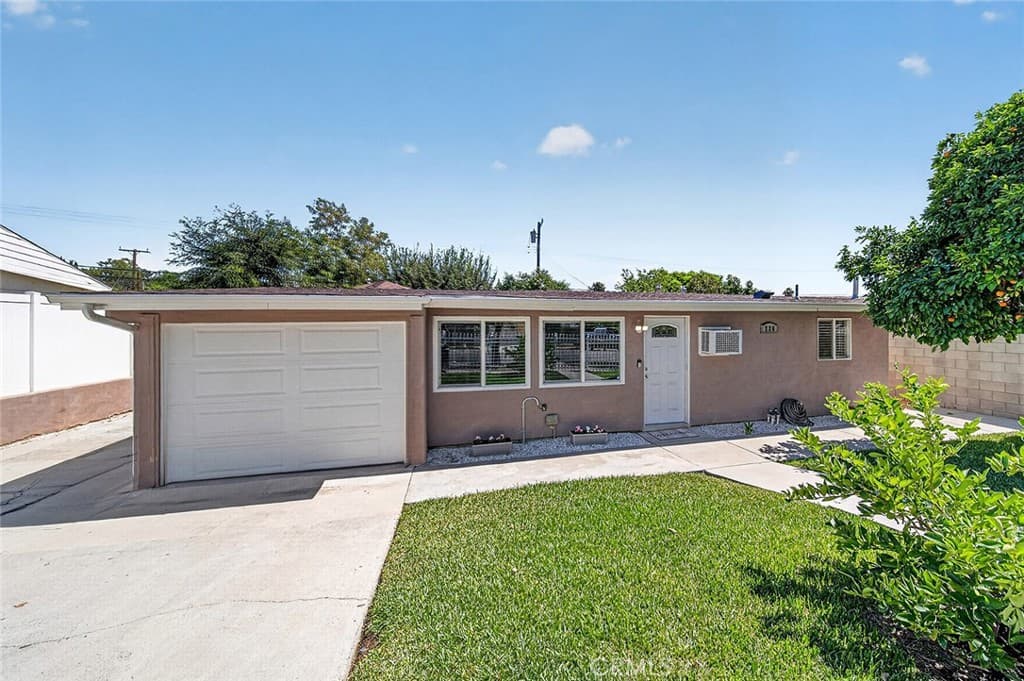 Home at 226 N Hambledon Avenue, La Puente — photo 4 of 12