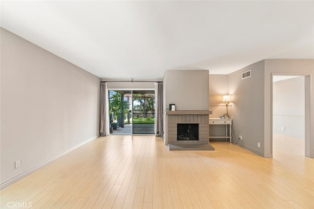 Townhouse at 16211 Sierra Ridge, Hacienda Heights — photo 3 of 12