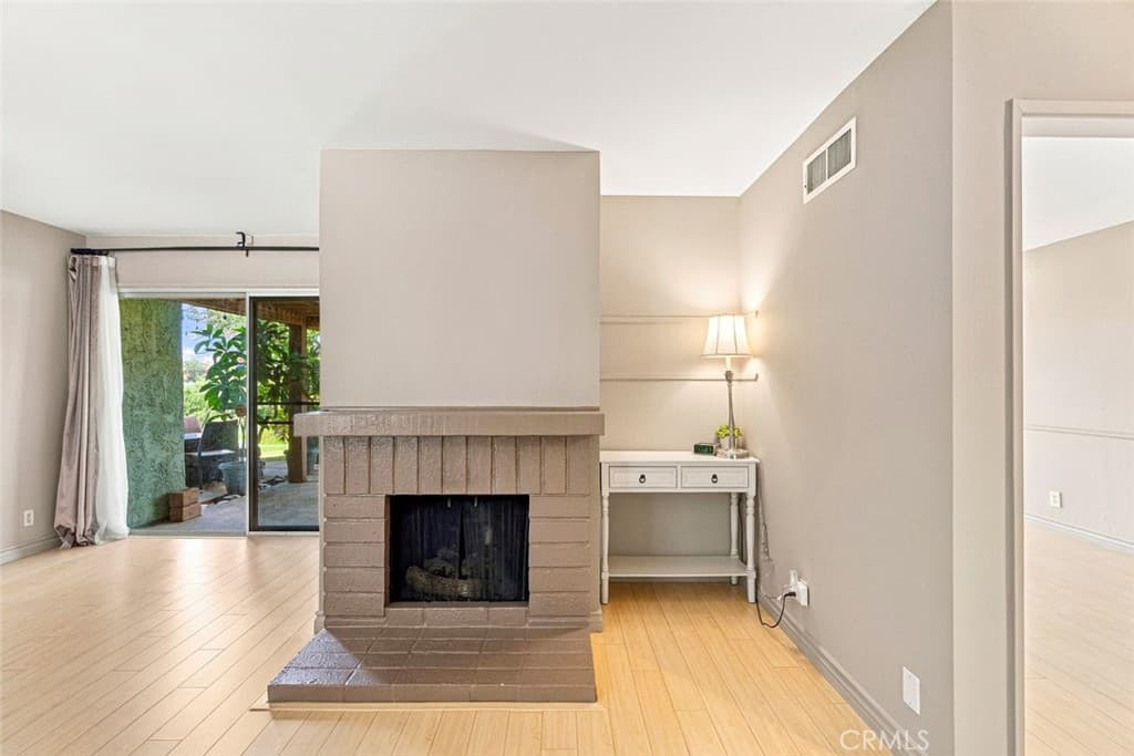 Townhouse at 16211 Sierra Ridge, Hacienda Heights — photo 5 of 12