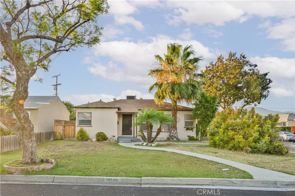Home at 10649 Civic, El Monte — photo 3 of 12