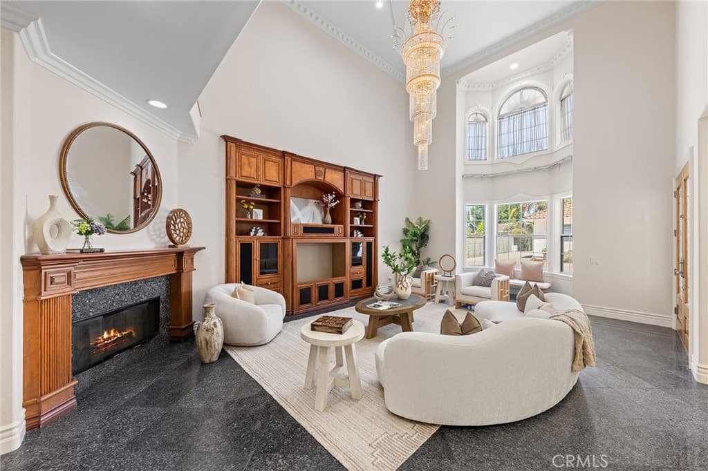 Home at 1118 S 6th Ave, Arcadia — photo 11 of 12