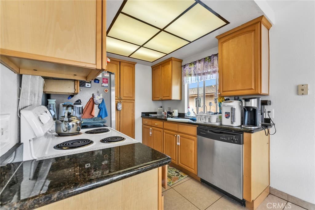 Condo at 16910 Chalford Court, Hacienda Heights — photo 11 of 12