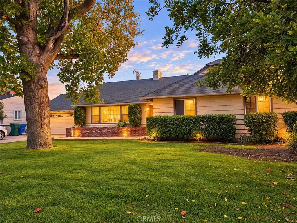 Home at 50 W Woodruff Avenue, Arcadia — photo 4 of 4