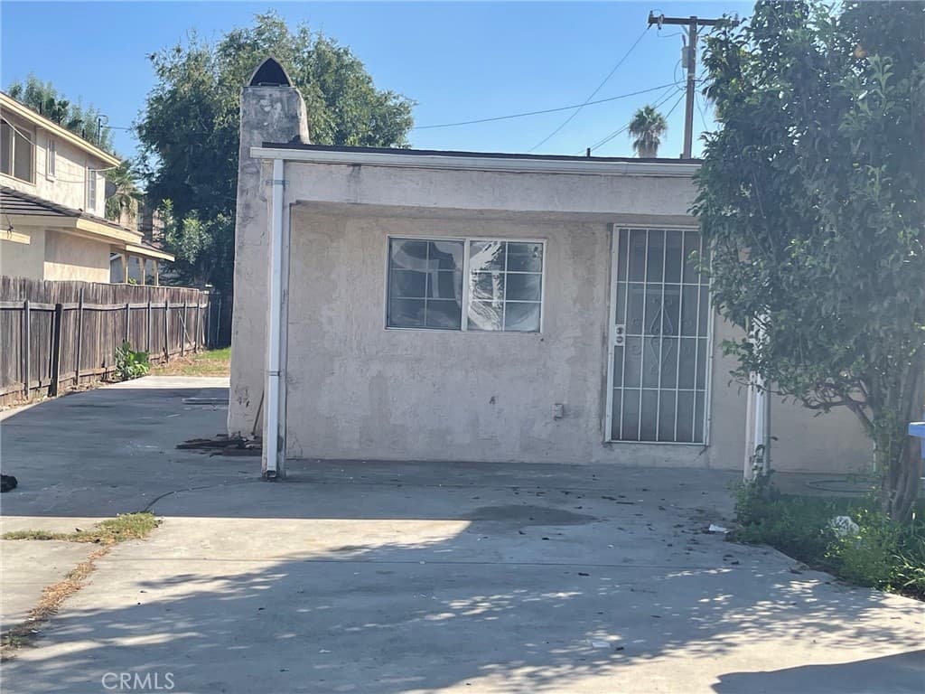 Home at 11314 Bodger Street, El Monte — photo 3 of 12