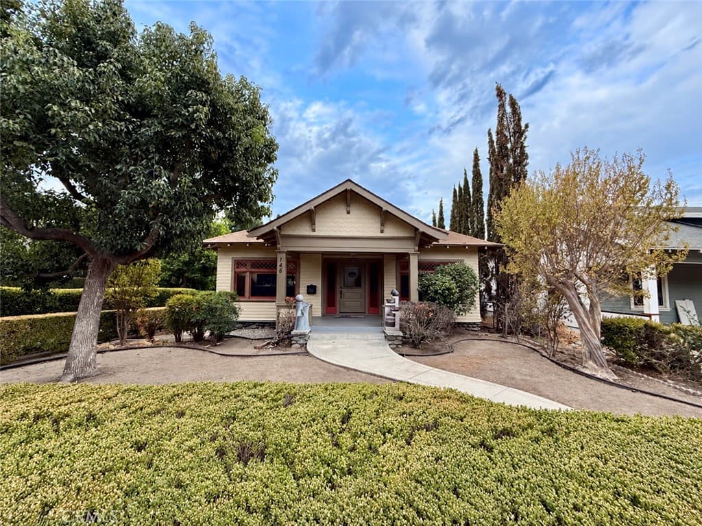 Commercial at 146 E Walnut Avenue, Monrovia — photo 1 of 12