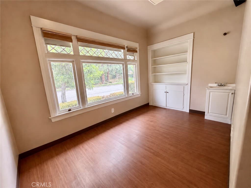 Commercial at 146 E Walnut Avenue, Monrovia — photo 9 of 12