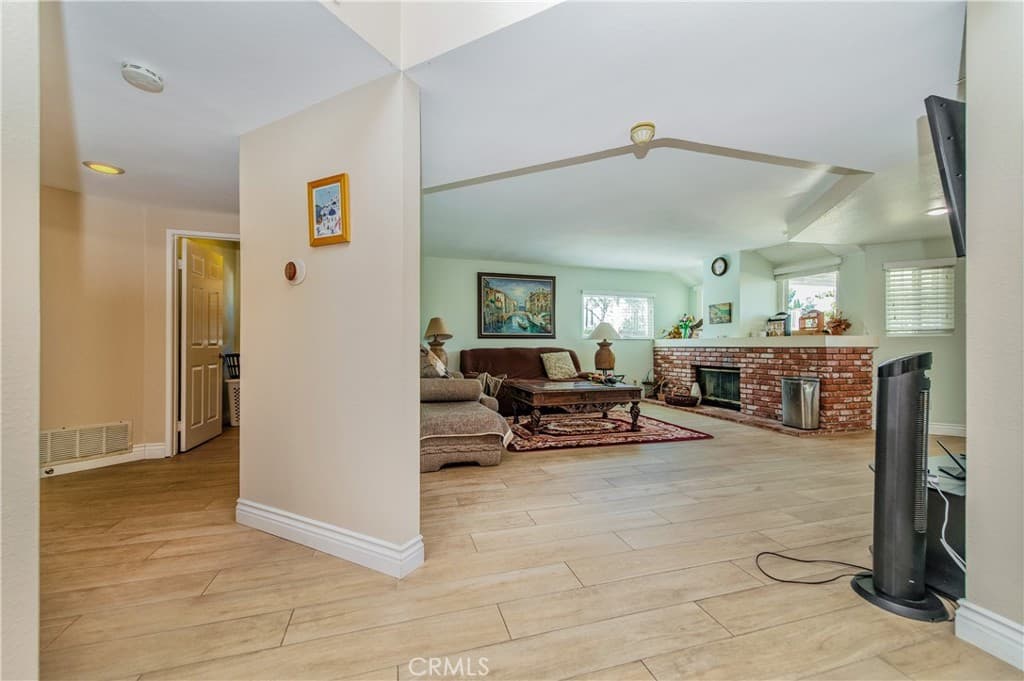 Home at 2435 Coraview Ln, Rowland Heights — photo 11 of 12