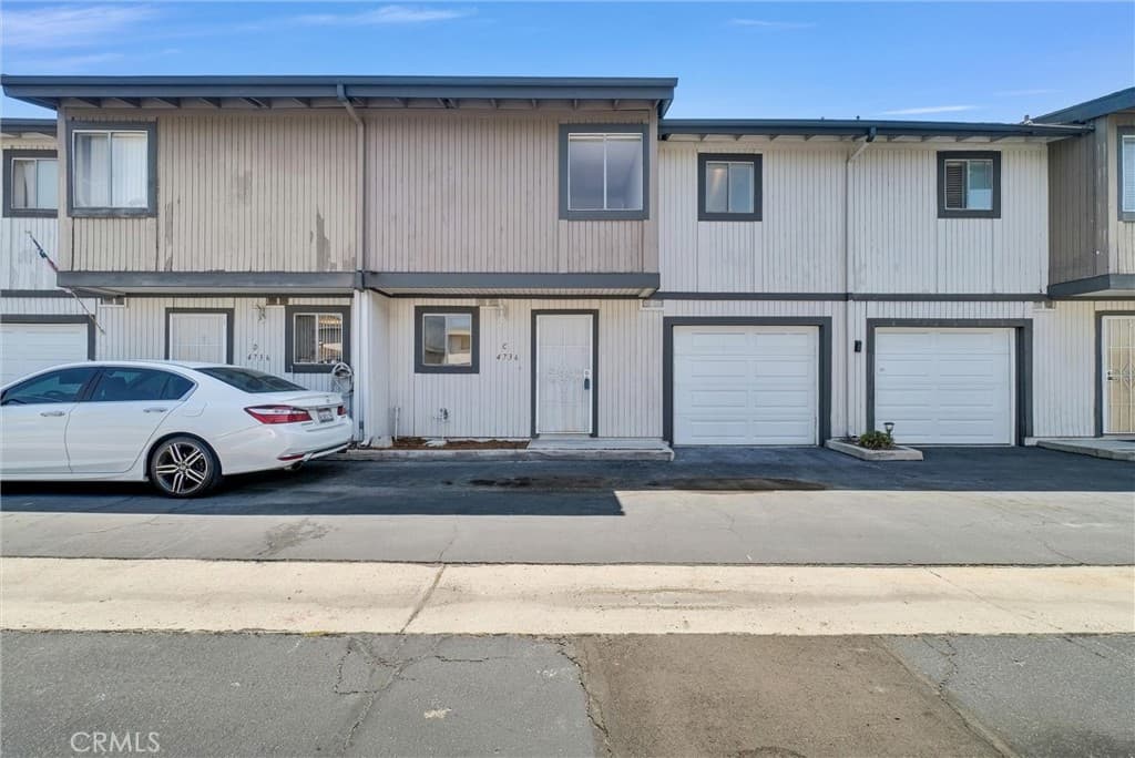 Condo at 4736 N Vincent N, Covina — photo 3 of 12