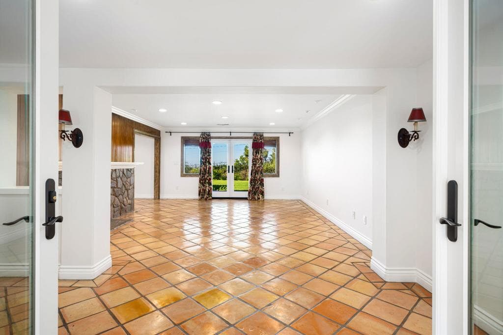 Home at 431 Highland Drive, Glendora — photo 6 of 12