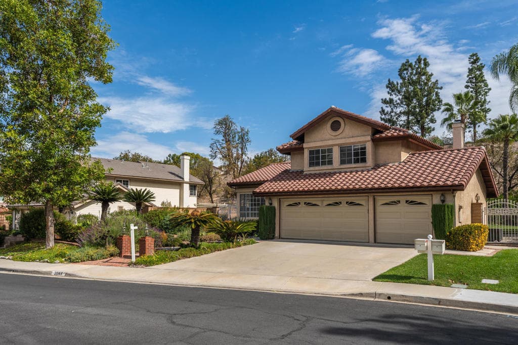 Home at 2044 Via Esperanza, San Dimas — photo 3 of 12
