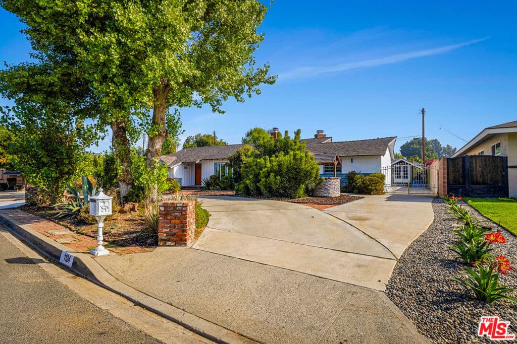 Home at 1124 S Cajon Avenue, West Covina — photo 1 of 12