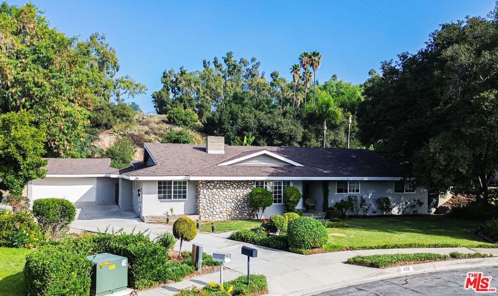 Home at 425 Fern Dell Place, Glendora — photo 1 of 12
