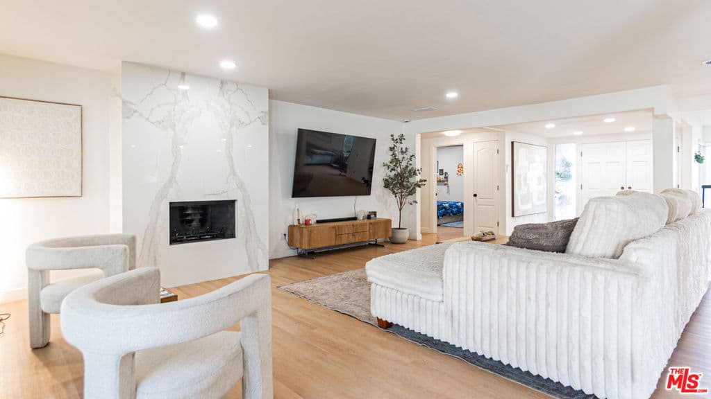 Home at 425 Fern Dell Place, Glendora — photo 12 of 12