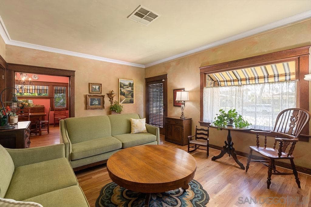 Home at 333 Randolph, Pomona — photo 6 of 12