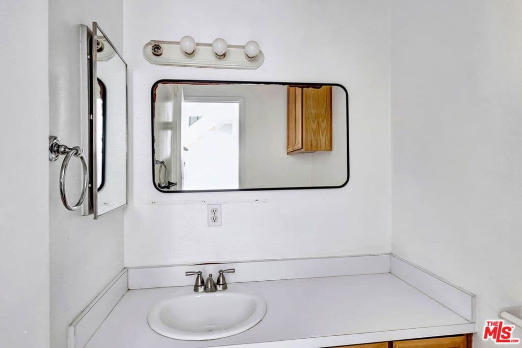 Condo at 13626 Alcade Street, La Puente — photo 8 of 12