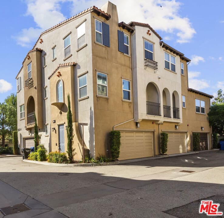 Townhouse at 1013 Chandler Drive, Covina — photo 1 of 12