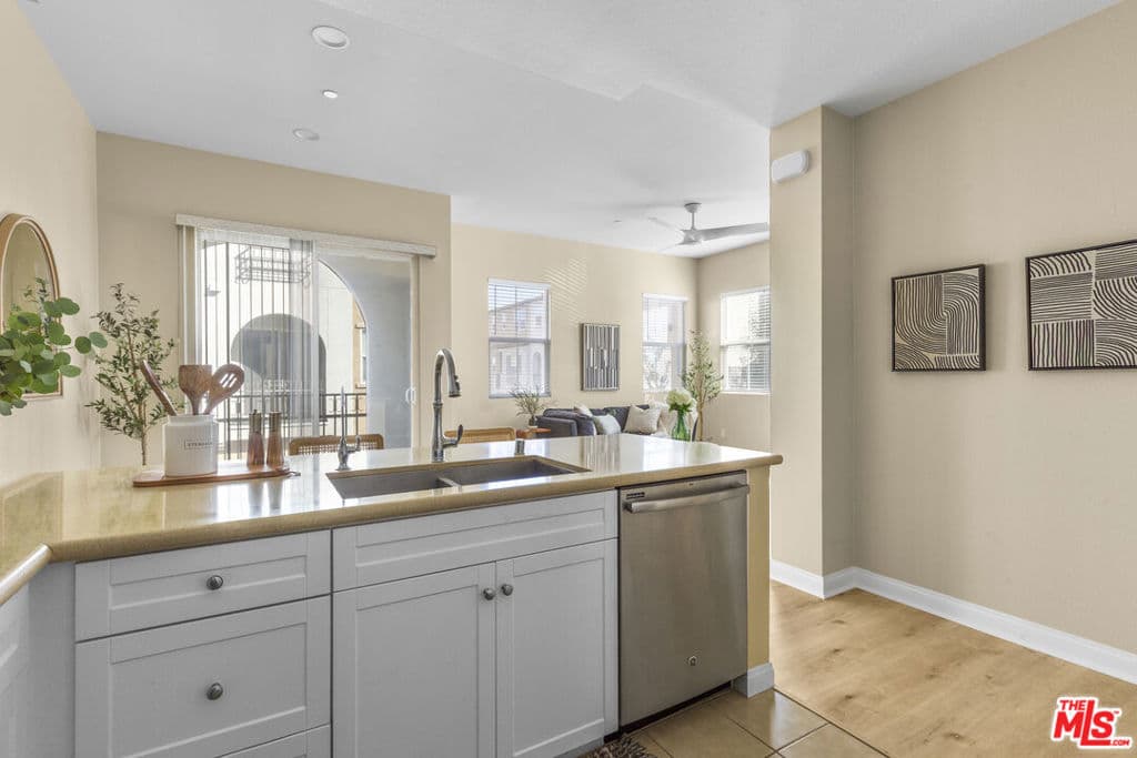 Townhouse at 1013 Chandler Drive, Covina — photo 10 of 12