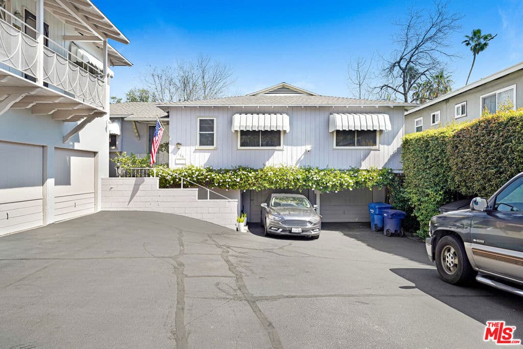 Home at 156 N Baldwin Avenue, Sierra Madre — photo 9 of 10