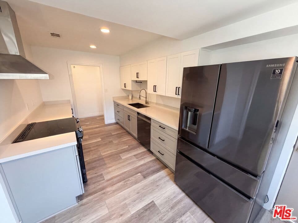 Home at 1007 E Citrus Edge Street, Azusa — photo 3 of 12