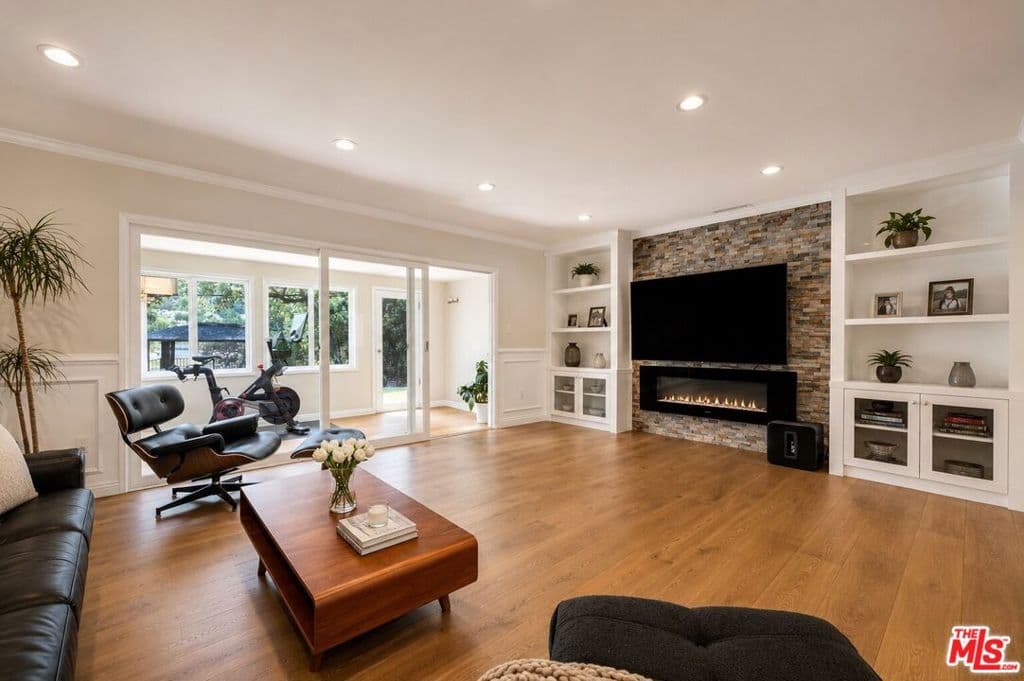 Home at 1918 Highland Oaks Drive, Arcadia — photo 6 of 12