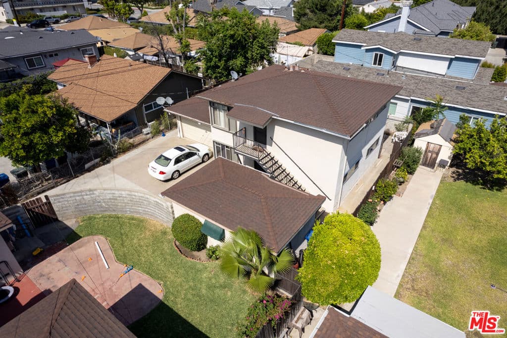 Home at 616 S 5th Avenue, Monrovia — photo 3 of 10