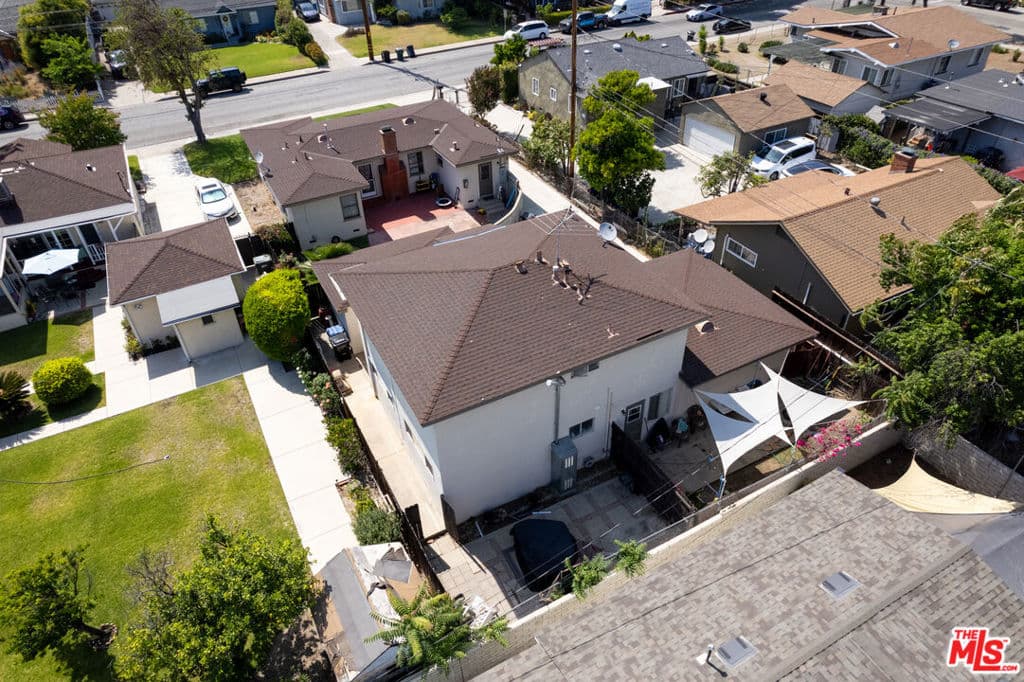 Home at 616 S 5th Avenue, Monrovia — photo 4 of 10