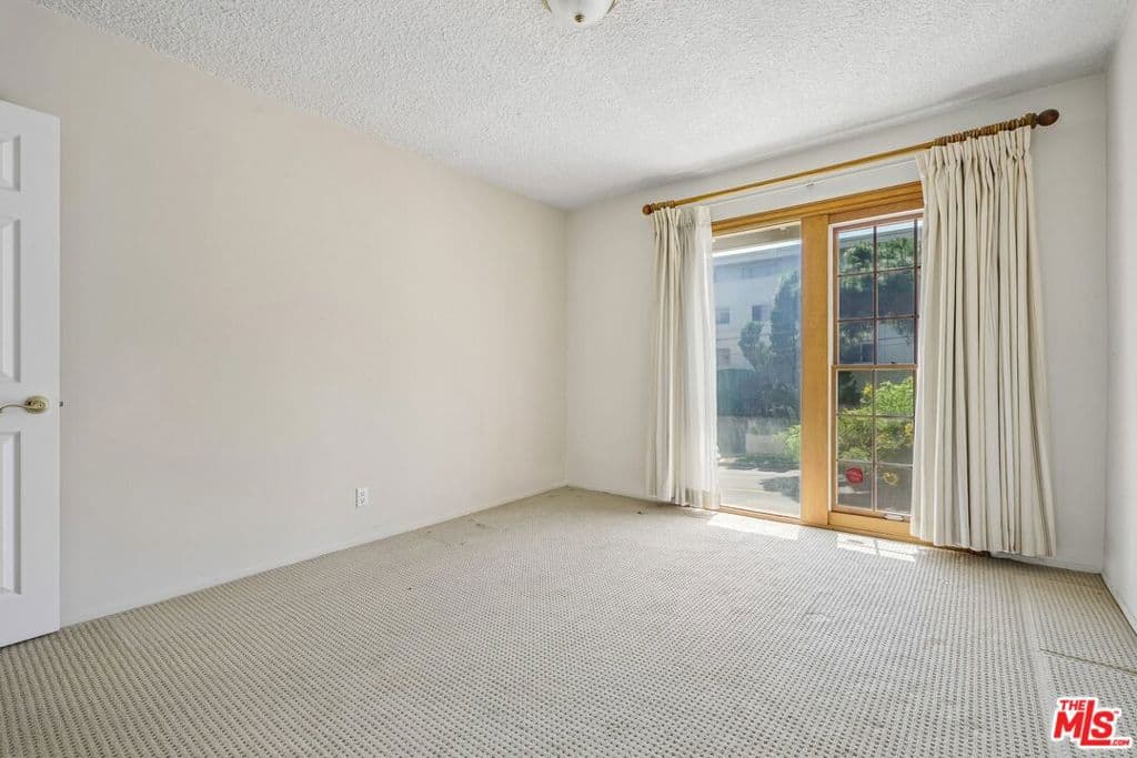 Home at 700 W Highland Avenue, Sierra Madre — photo 12 of 12