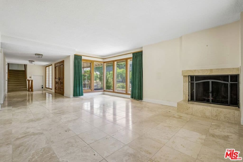 Home at 700 W Highland Avenue, Sierra Madre — photo 4 of 12