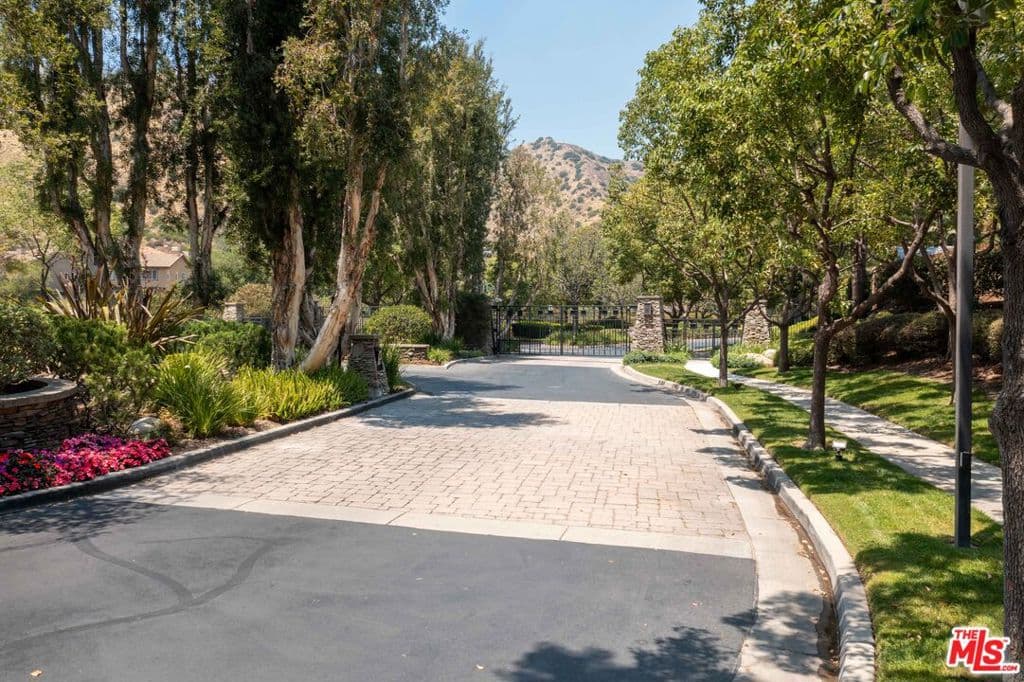 Home at 22 Moonridge Court, Azusa — photo 3 of 12