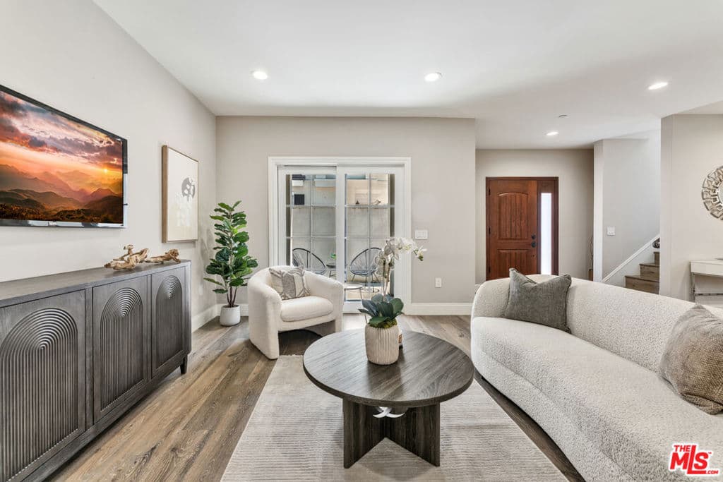 Condo at 413 California Street A, Arcadia — photo 3 of 12