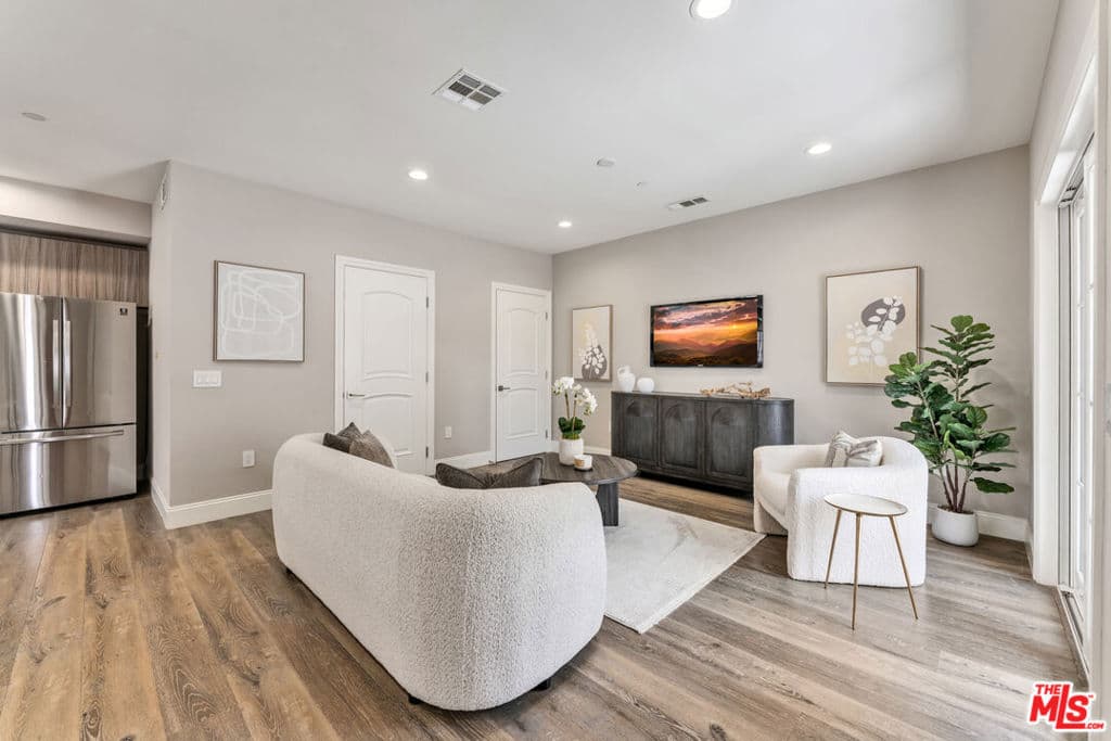 Condo at 413 California Street A, Arcadia — photo 4 of 12