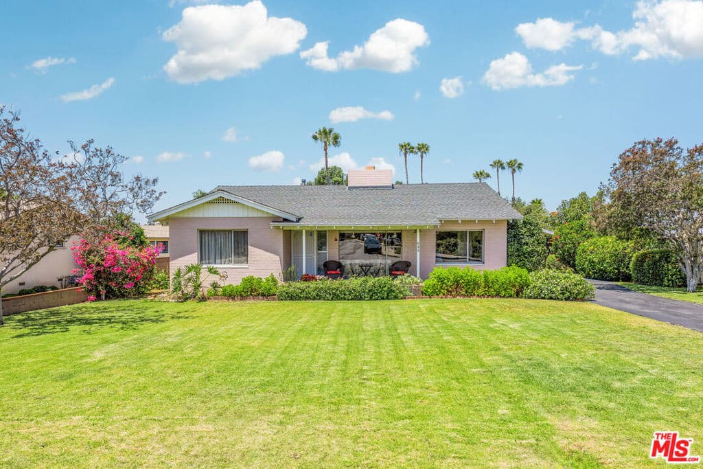 Home at 635 Ramona Avenue, La Verne — photo 3 of 12