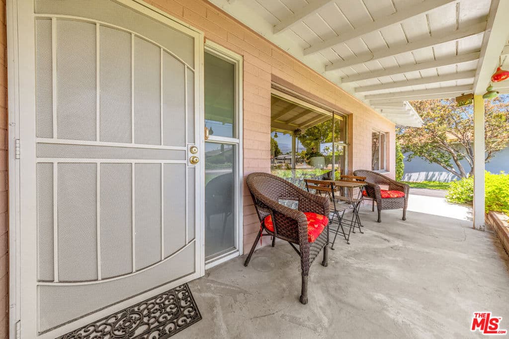 Home at 635 Ramona Avenue, La Verne — photo 5 of 12