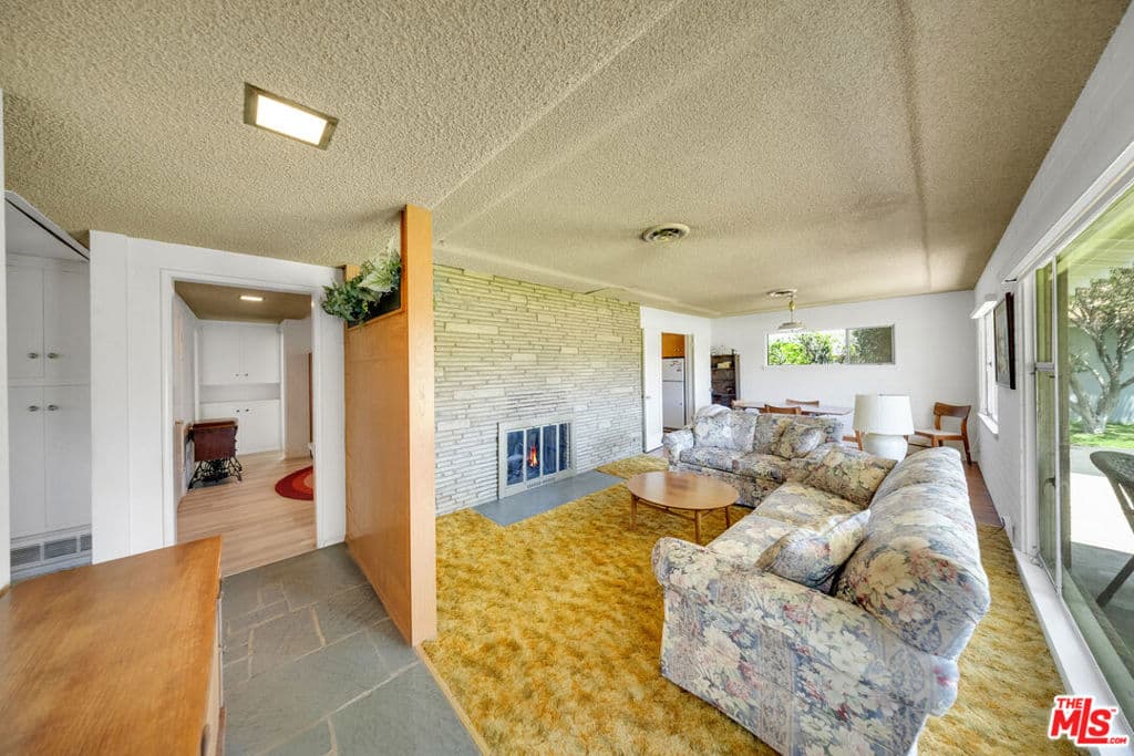 Home at 635 Ramona Avenue, La Verne — photo 6 of 12