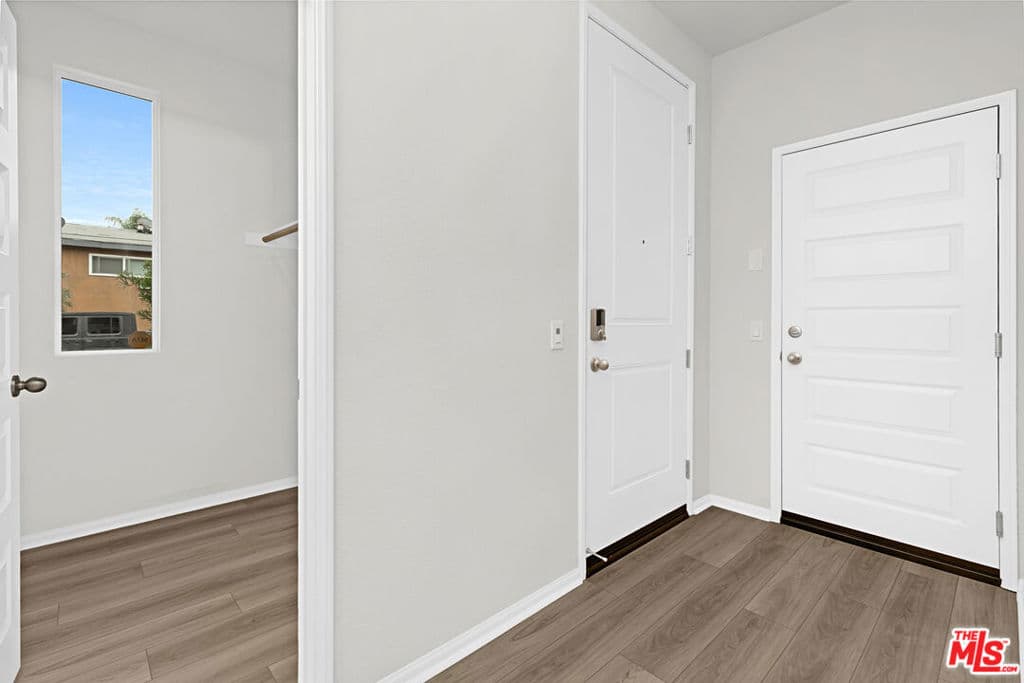 Condo at 220 Lockhart Way, West Covina — photo 5 of 12