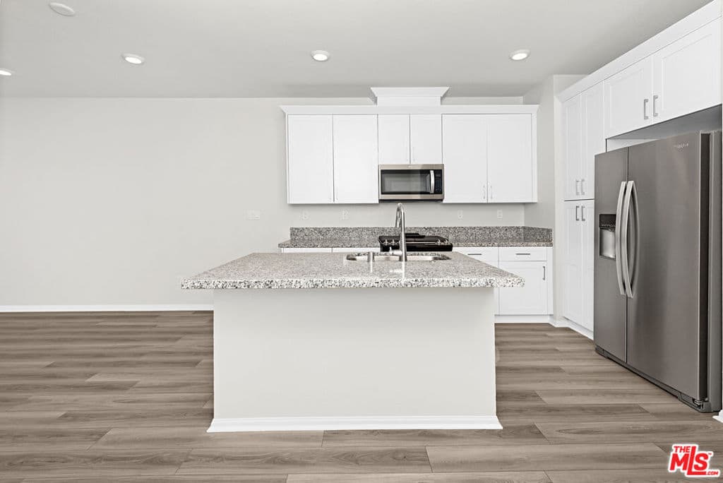Condo at 220 Lockhart Way, West Covina — photo 8 of 12