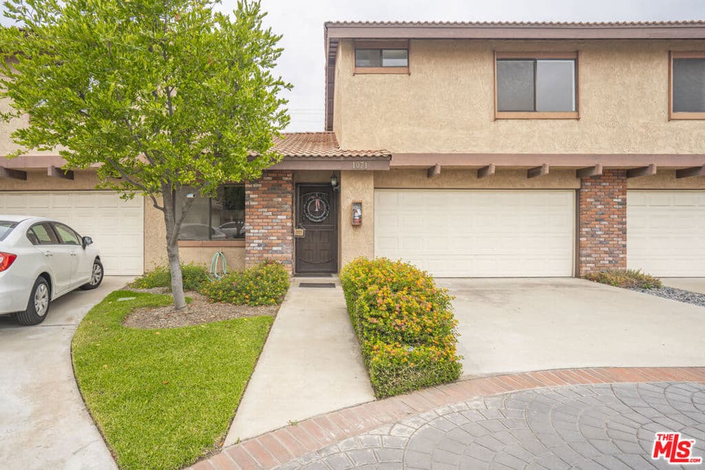 Condo at 1071 N Glendora Avenue, Covina — photo 2 of 12